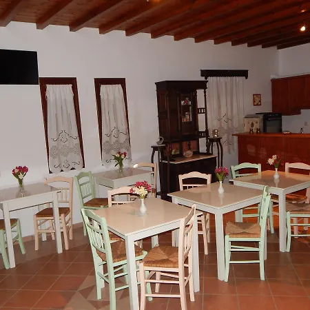 Nisiotiko House In Tinos Near The 4*