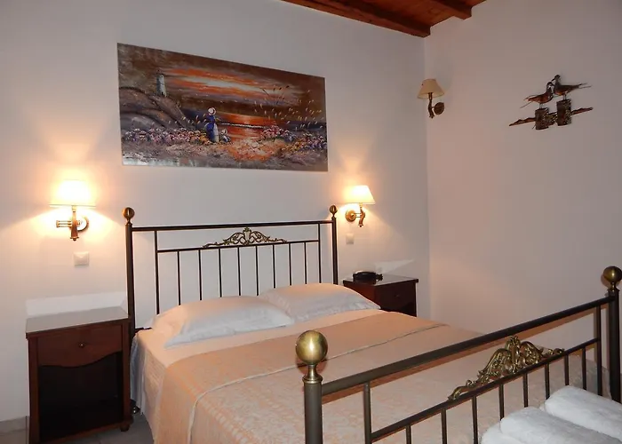 Nisiotiko House In Tinos Near The Agios Ioannis (Tinos)