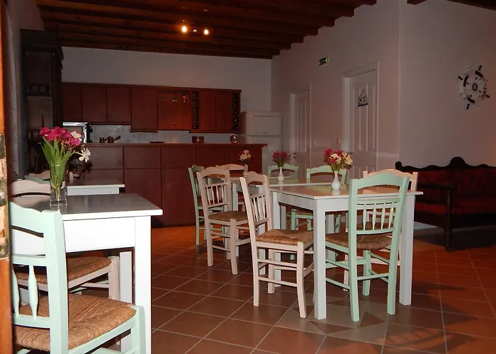 Nisiotiko House In Tinos Near The