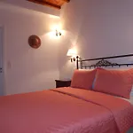 Nisiotiko House In Tinos Near The Agios Ioannis (Tinos)