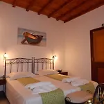 Nisiotiko House In Tinos Near The 4*