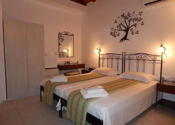 Nisiotiko House In Tinos Near The