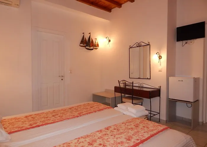 Bed & Breakfast Nisiotiko House In Tinos Near The